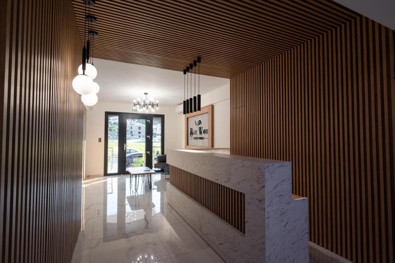 Blue Wave Luxury Suites Nea Iraklitsa Exteriér fotografie