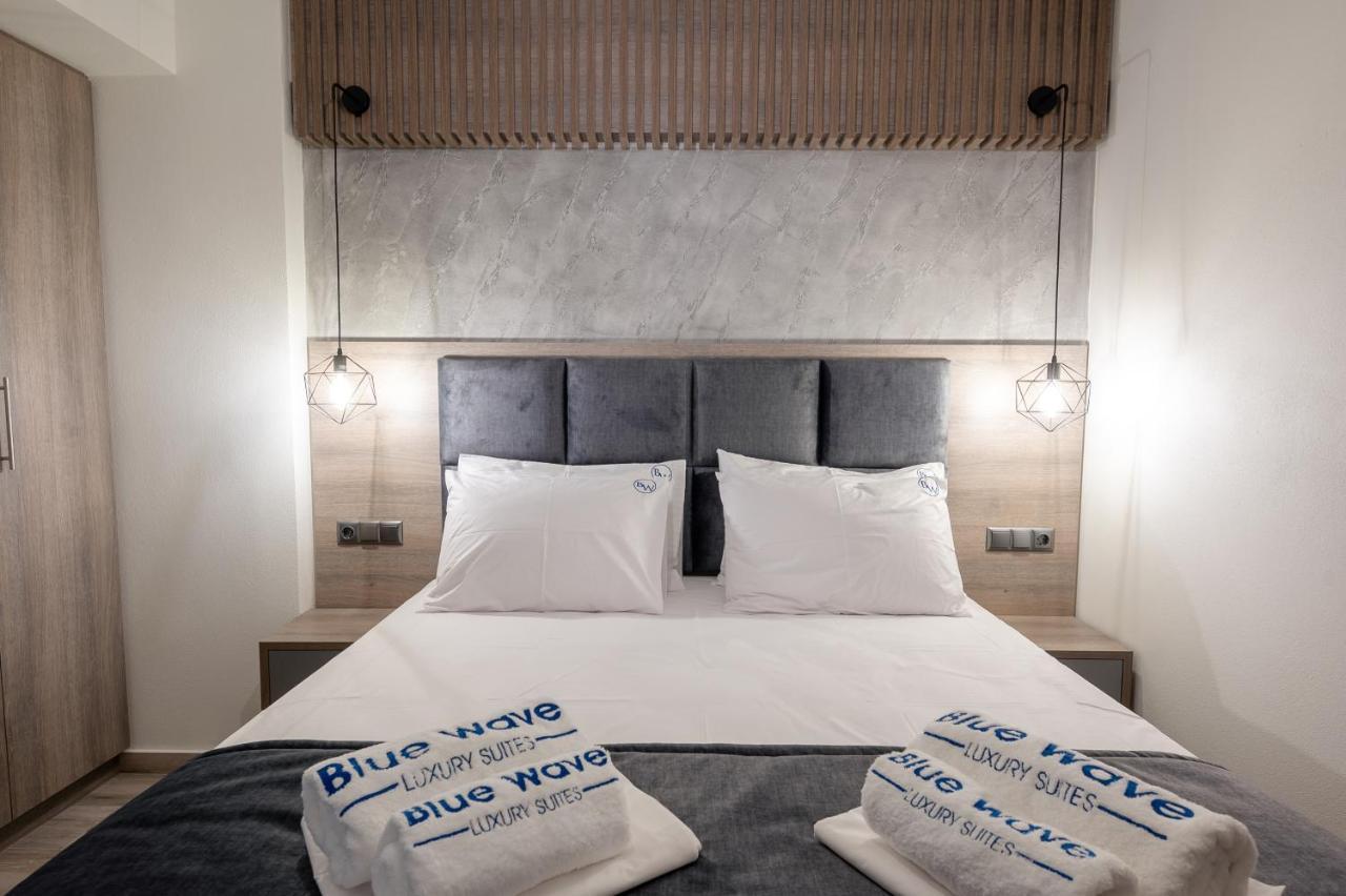 Blue Wave Luxury Suites Nea Iraklitsa Exteriér fotografie