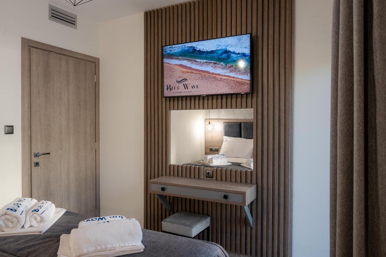 Blue Wave Luxury Suites Nea Iraklitsa Exteriér fotografie