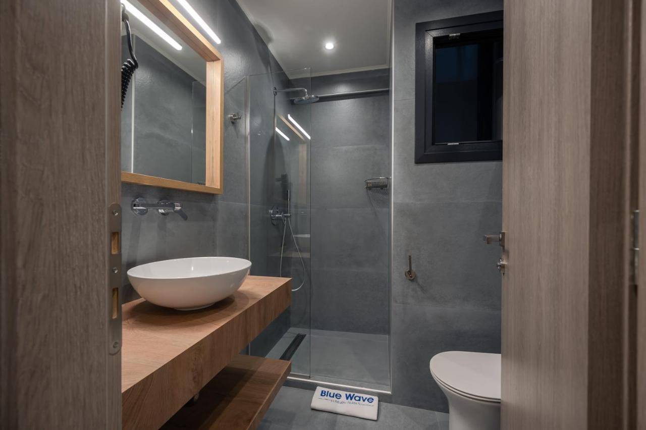 Blue Wave Luxury Suites Nea Iraklitsa Exteriér fotografie