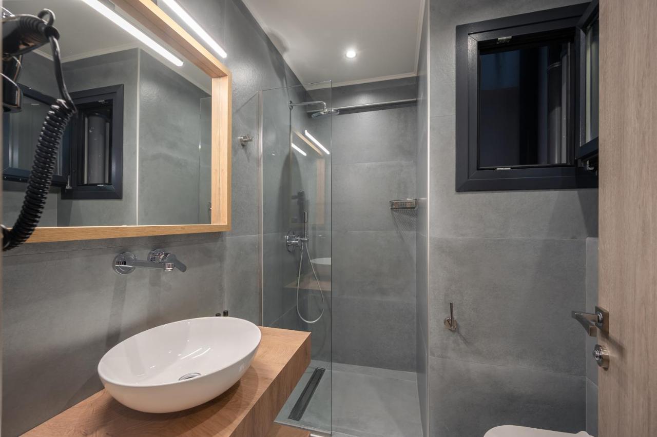 Blue Wave Luxury Suites Nea Iraklitsa Exteriér fotografie
